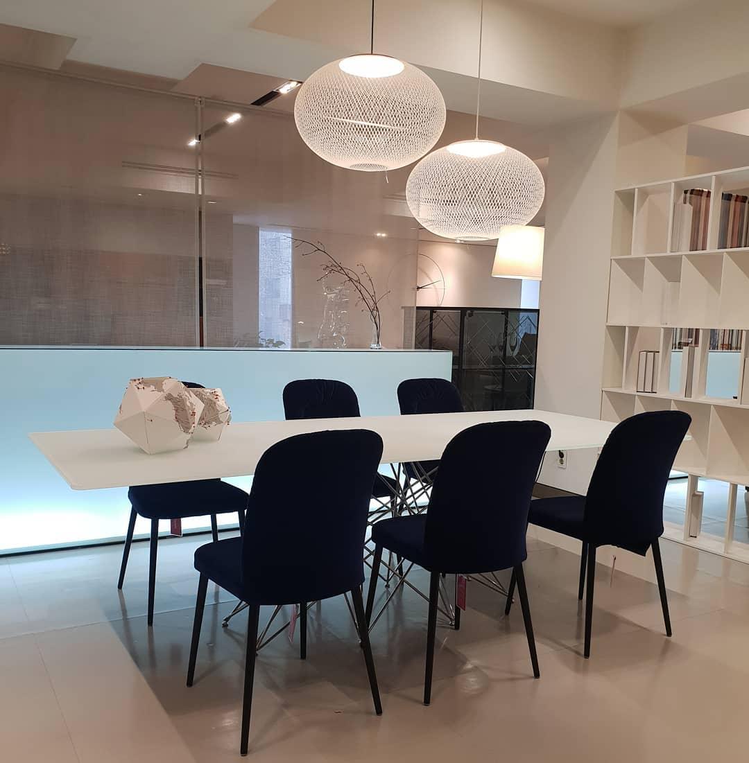 Minimalist Lattice-Designed Oval LED Pendant Light