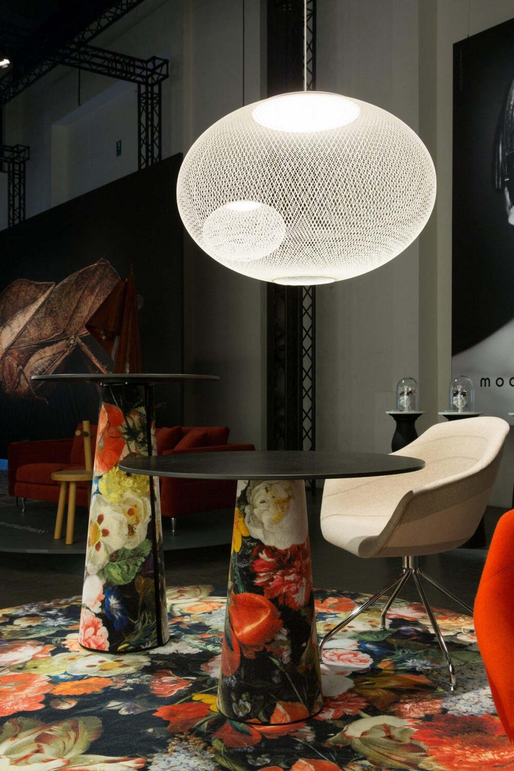 Minimalist Lattice-Designed Oval LED Pendant Light