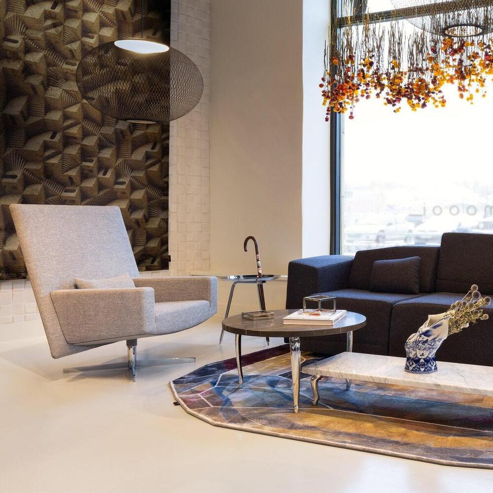Minimalist Lattice-Designed Oval LED Pendant Light