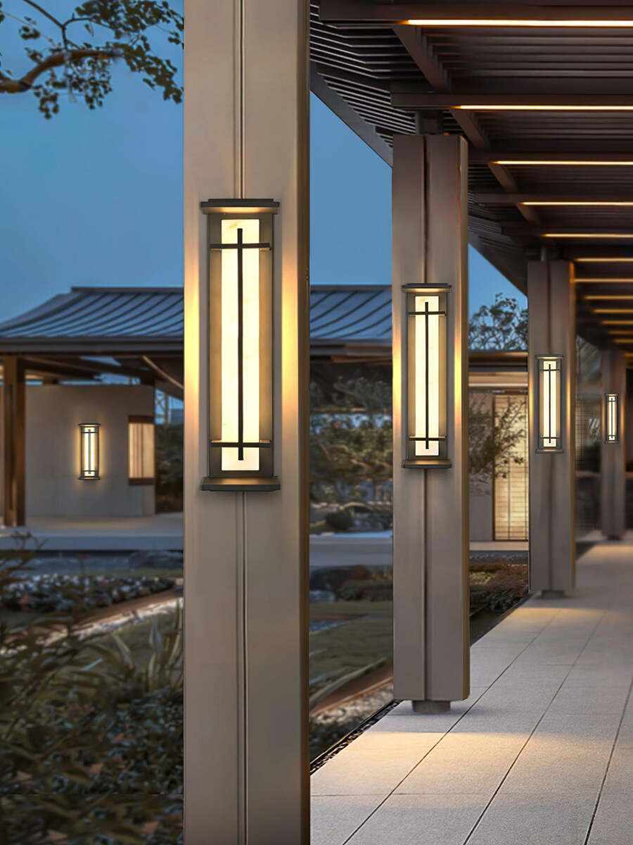 Modern Rectangular LED Outdoor Wall Light with Waterproof Design