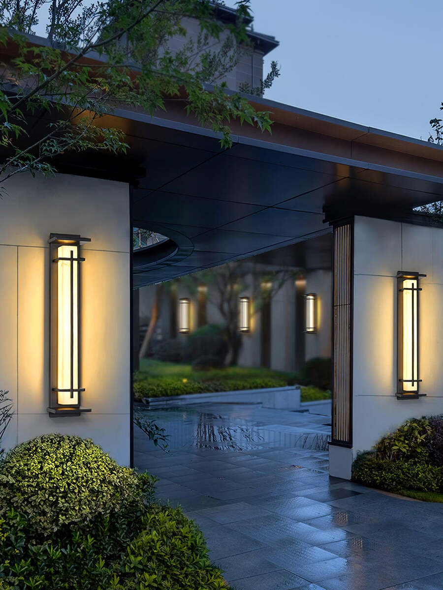 Modern Rectangular LED Outdoor Wall Light with Waterproof Design