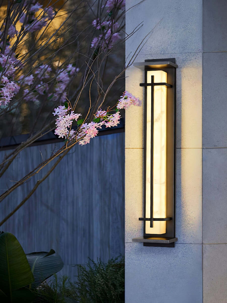 Modern Rectangular LED Outdoor Wall Light with Waterproof Design