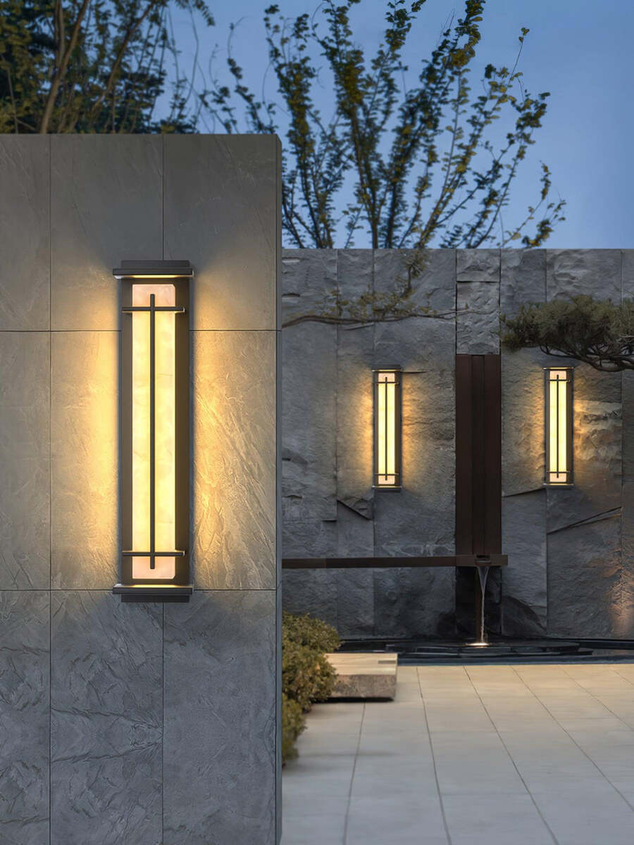 Modern Rectangular LED Outdoor Wall Light with Waterproof Design
