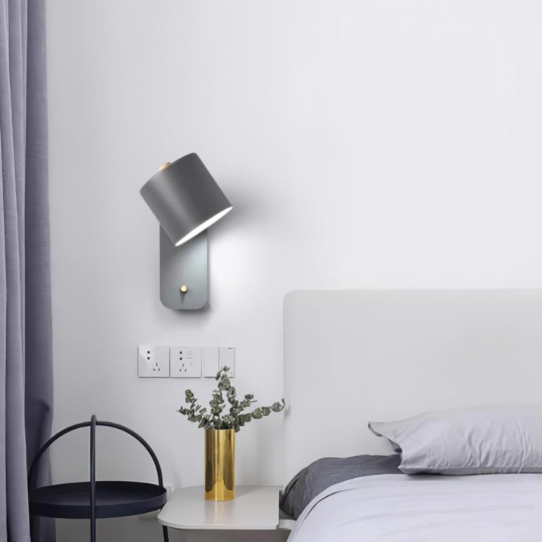 Modern Wall Lamp with Adjustable Shade