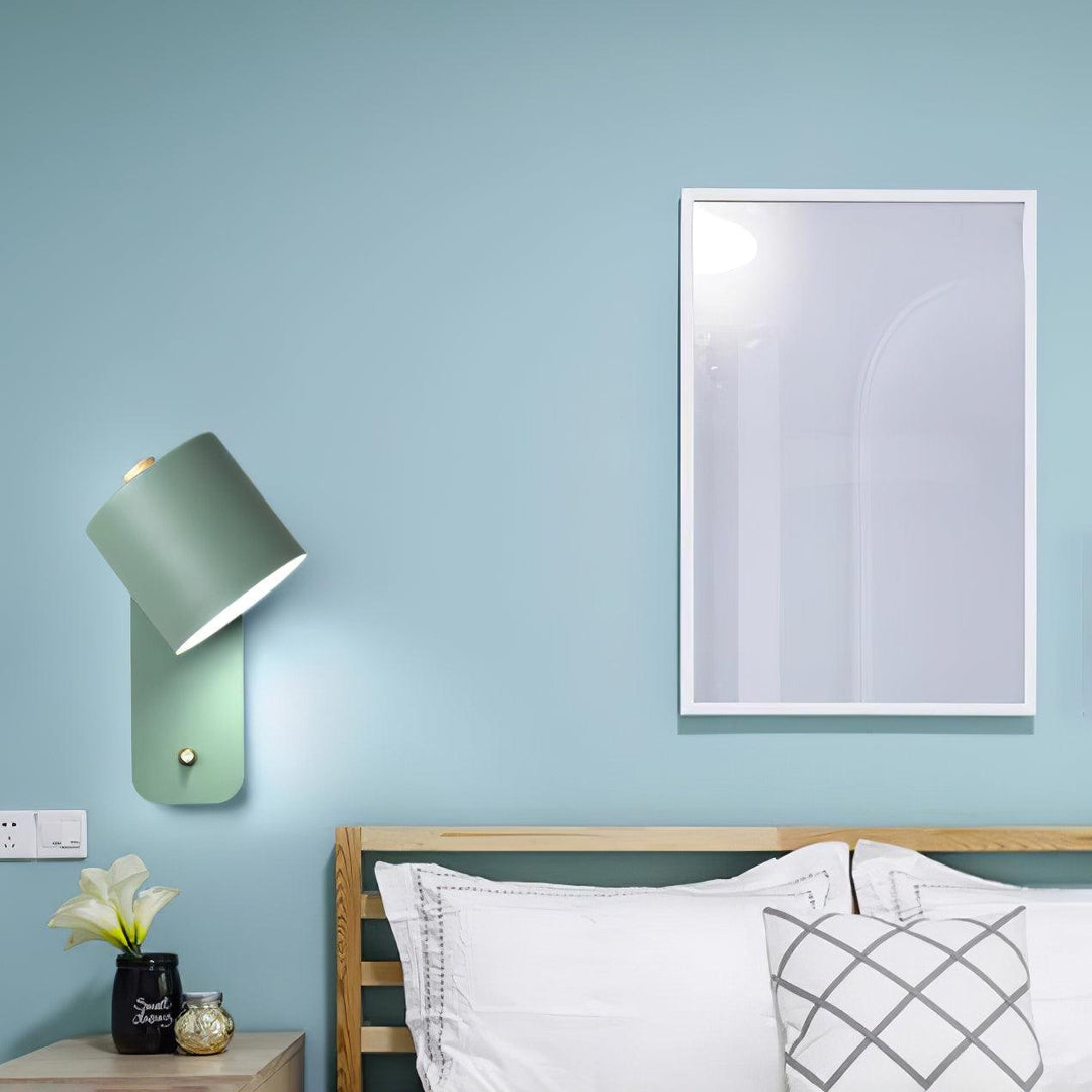Modern Wall Lamp with Adjustable Shade