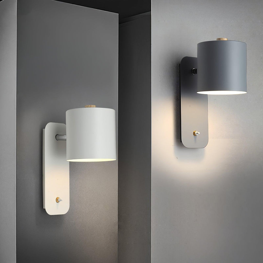 Modern Wall Lamp with Adjustable Shade