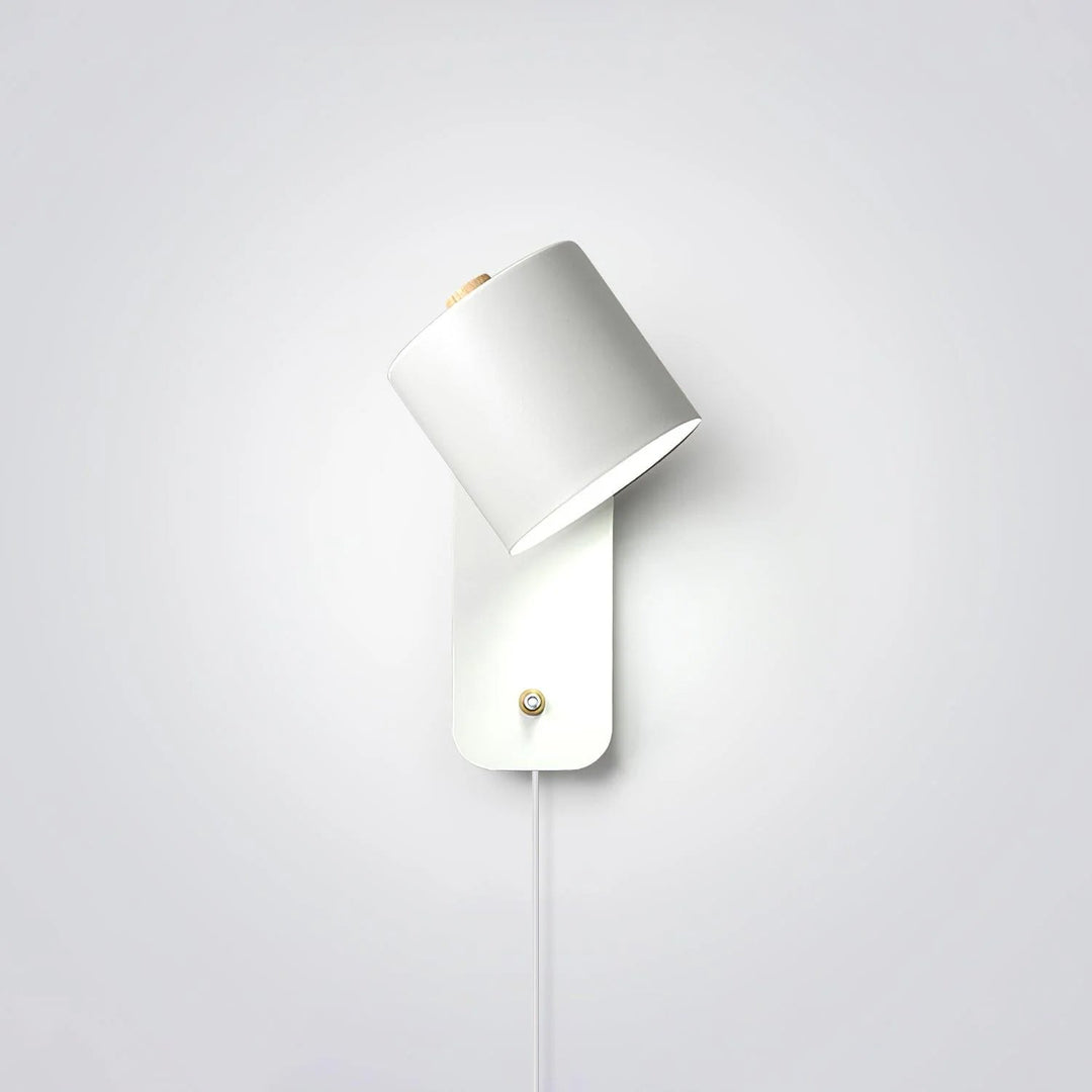 Modern Wall Lamp with Adjustable Shade