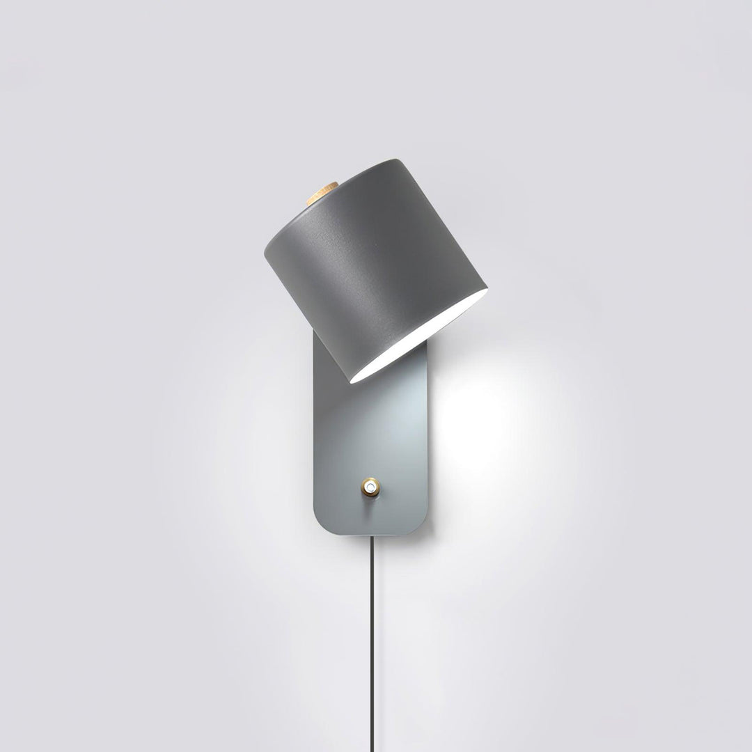 Modern Wall Lamp with Adjustable Shade