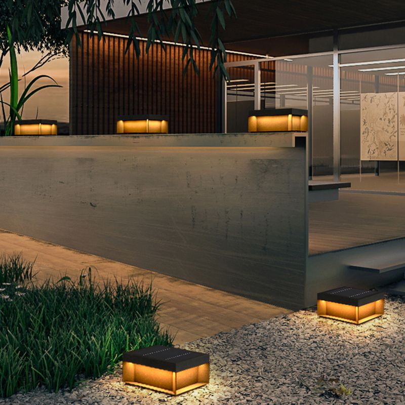 Outdoor Black-Industrial Post&Pier Mount Light