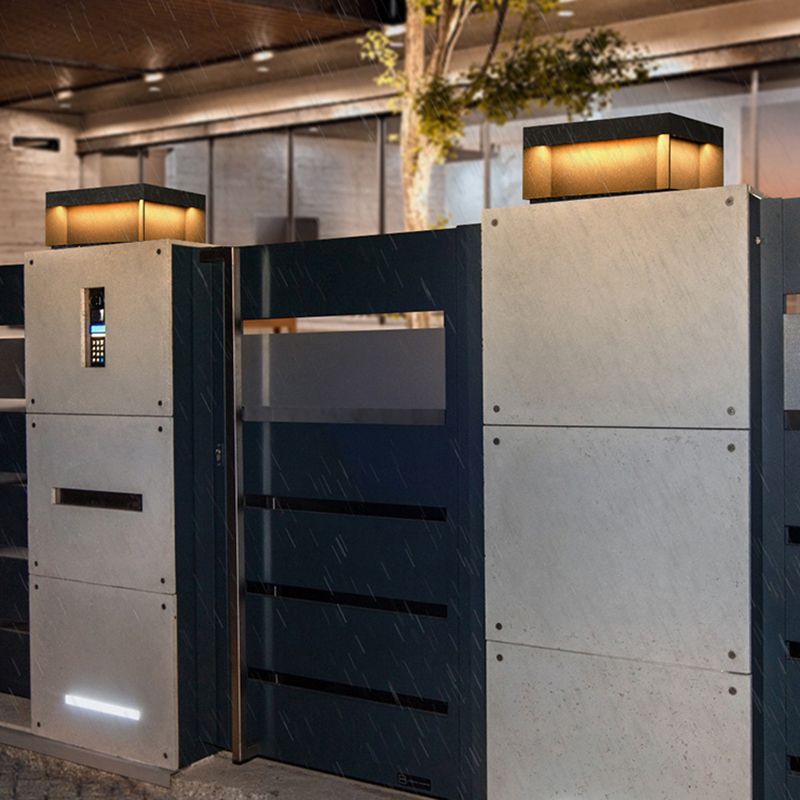 Outdoor Black-Industrial Post&Pier Mount Light