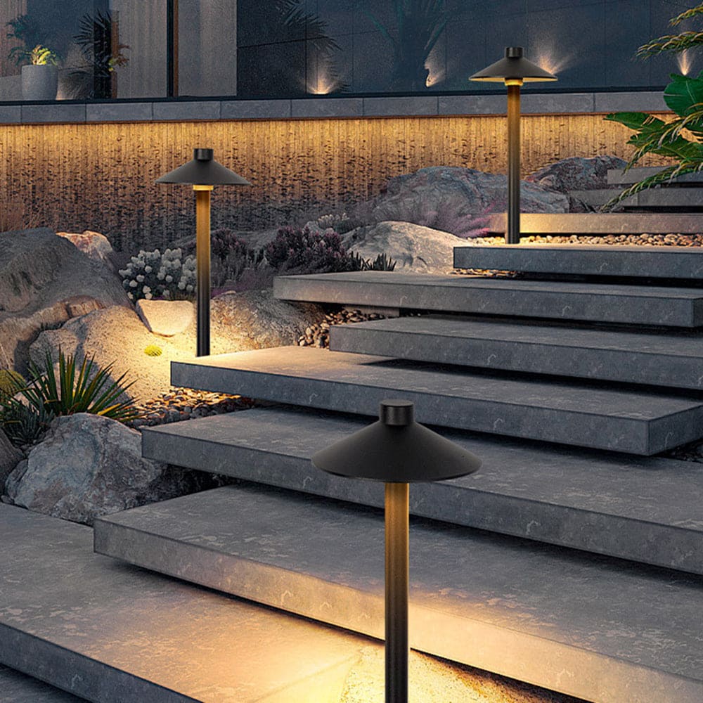 Outdoor Black Metal Pathway Light – Modern
