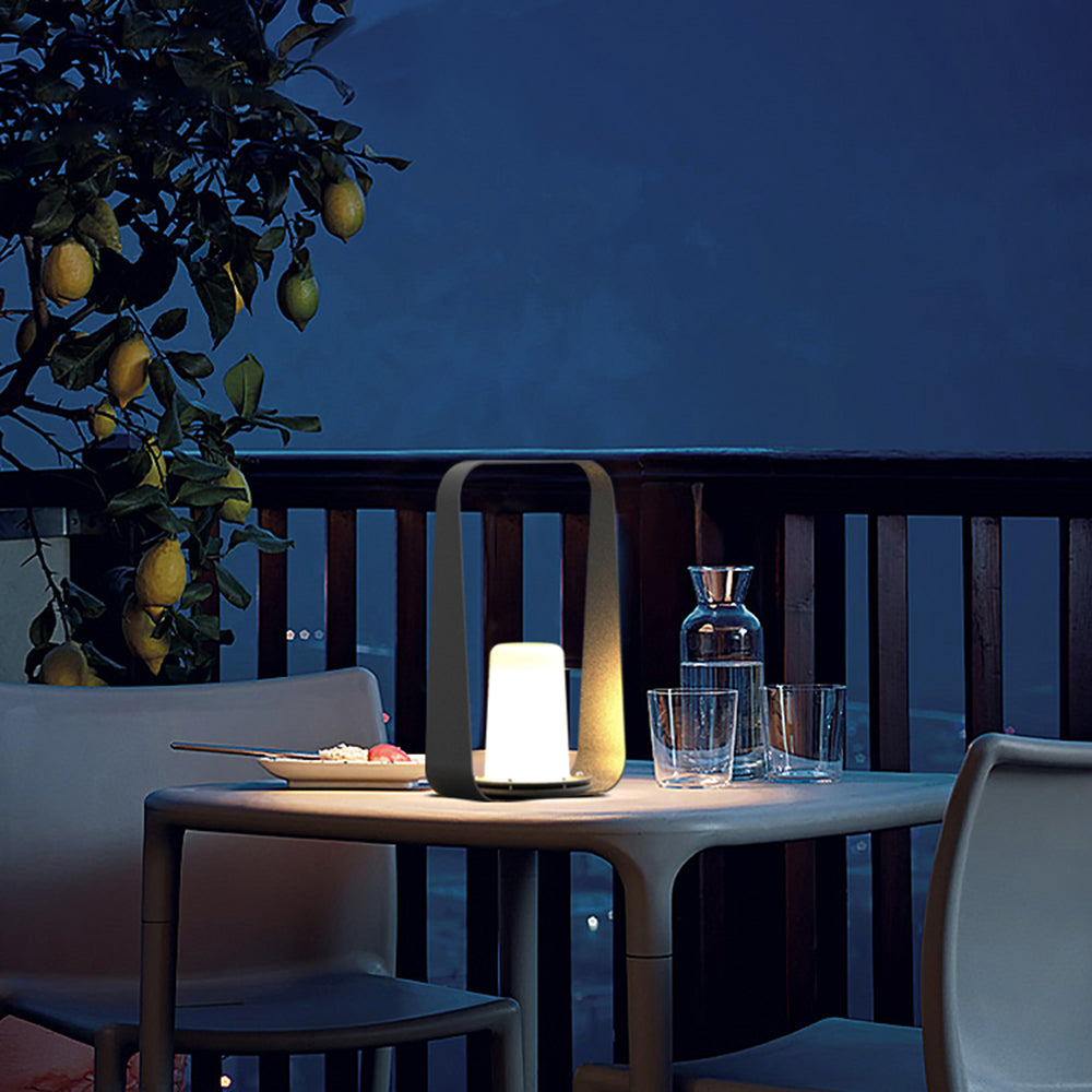 Outdoor Lantern Light – Modern Minimal Design