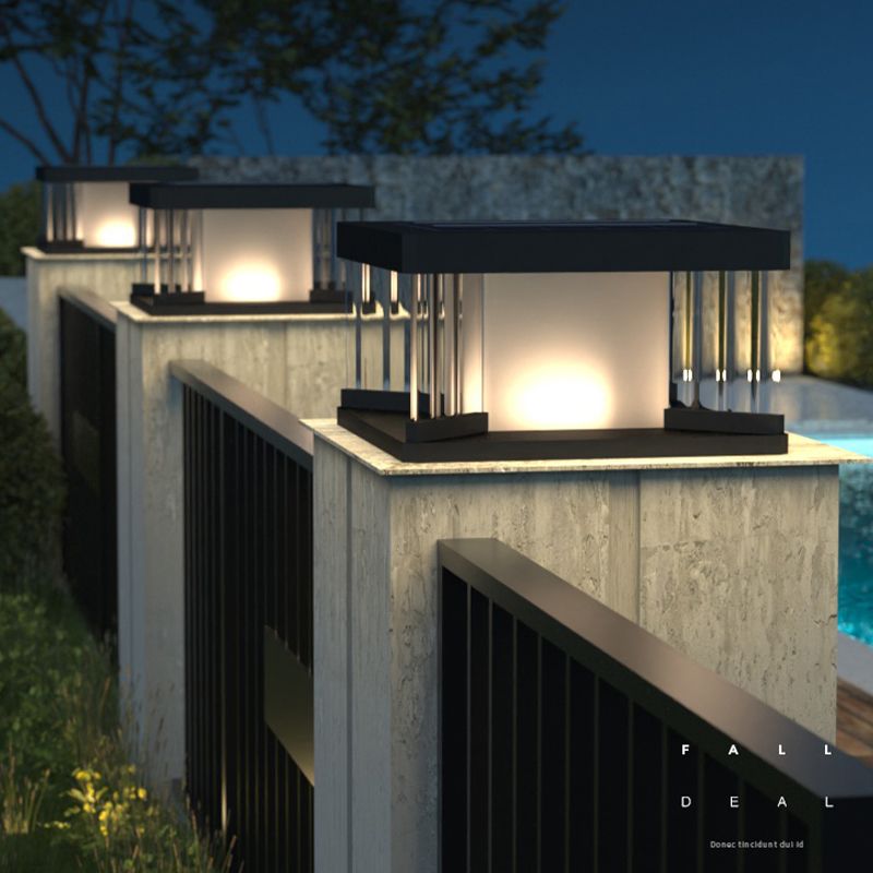 Outdoor Contemporary Solar Wall/Post Light