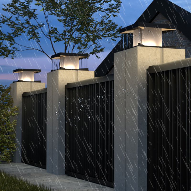 Outdoor Contemporary Solar Wall/Post Light