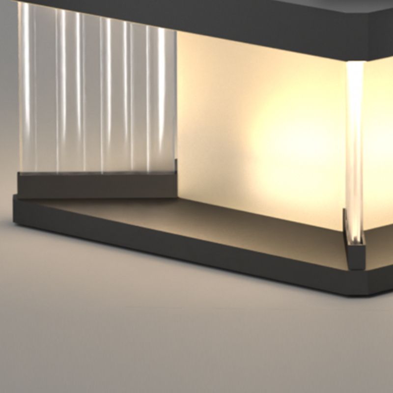 Outdoor Contemporary Solar Wall/Post Light