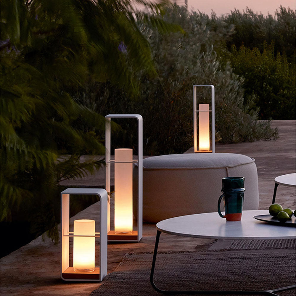 Outdoor Floor Lamp, Modern Style, Metal/Wood