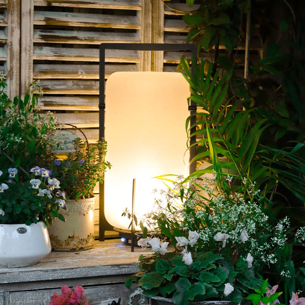 Outdoor Modern Lantern Light – Waterproof