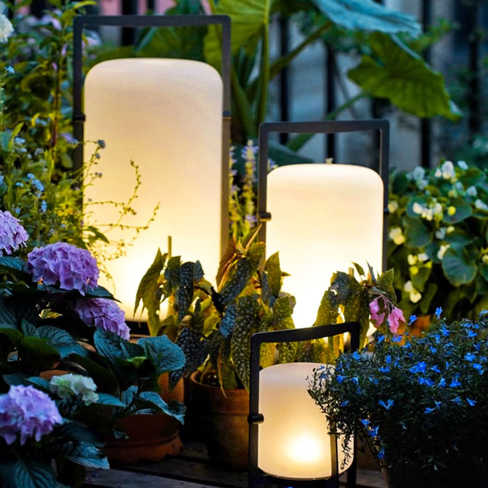 Outdoor Modern Lantern Light – Waterproof