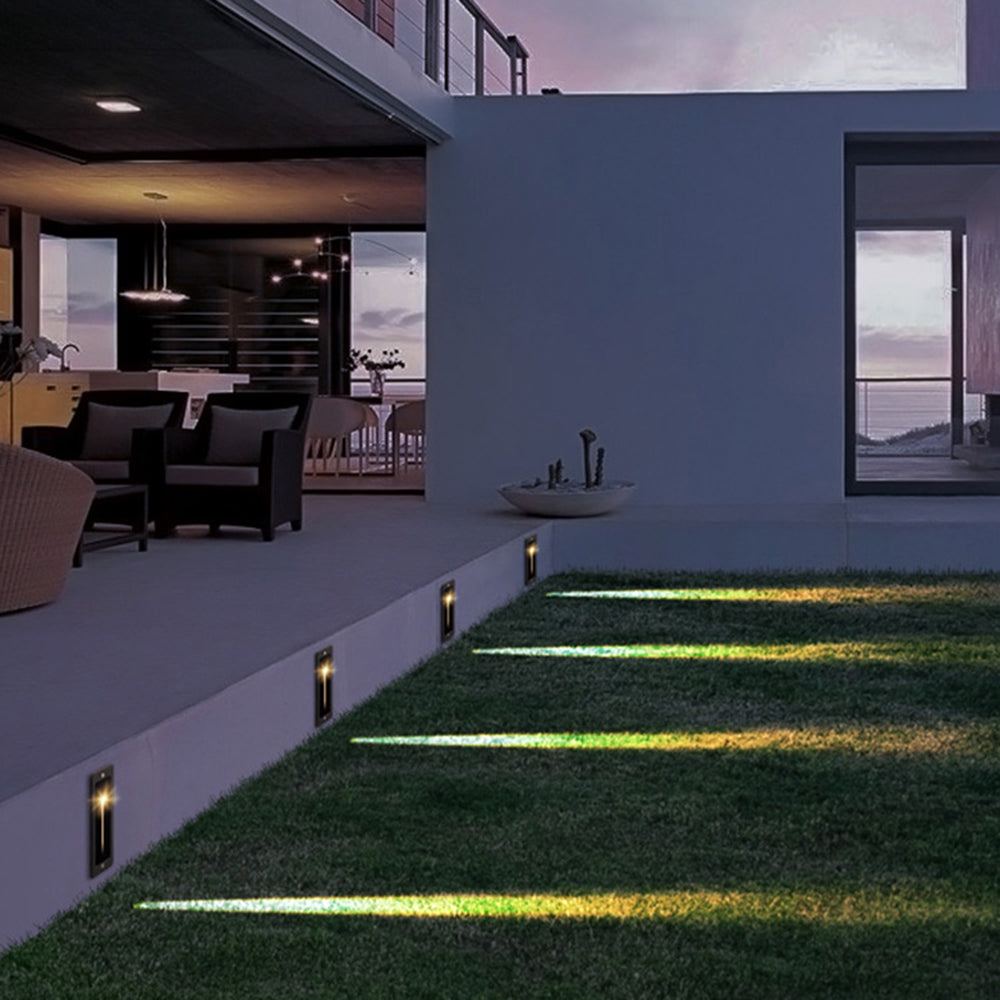Outdoor Modern Motion Sensor – Step/Deck Light
