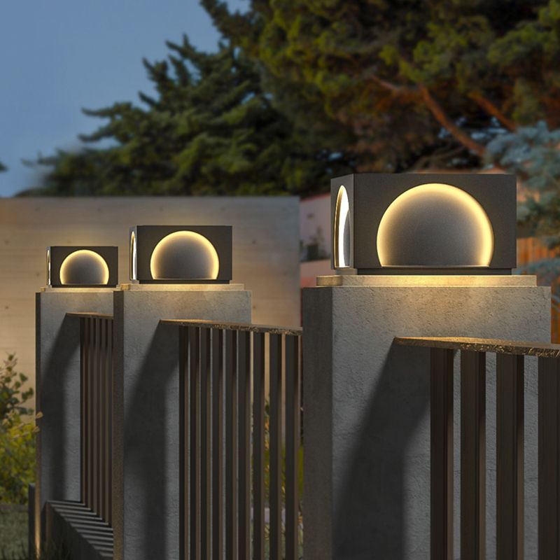 Outdoor: Solar-Powered Post & Pier Light