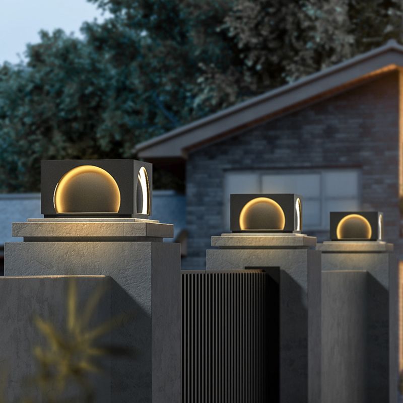 Outdoor: Solar-Powered Post & Pier Light