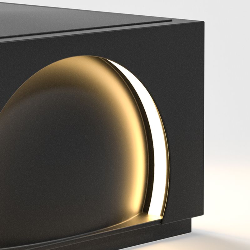 Outdoor: Solar-Powered Post & Pier Light