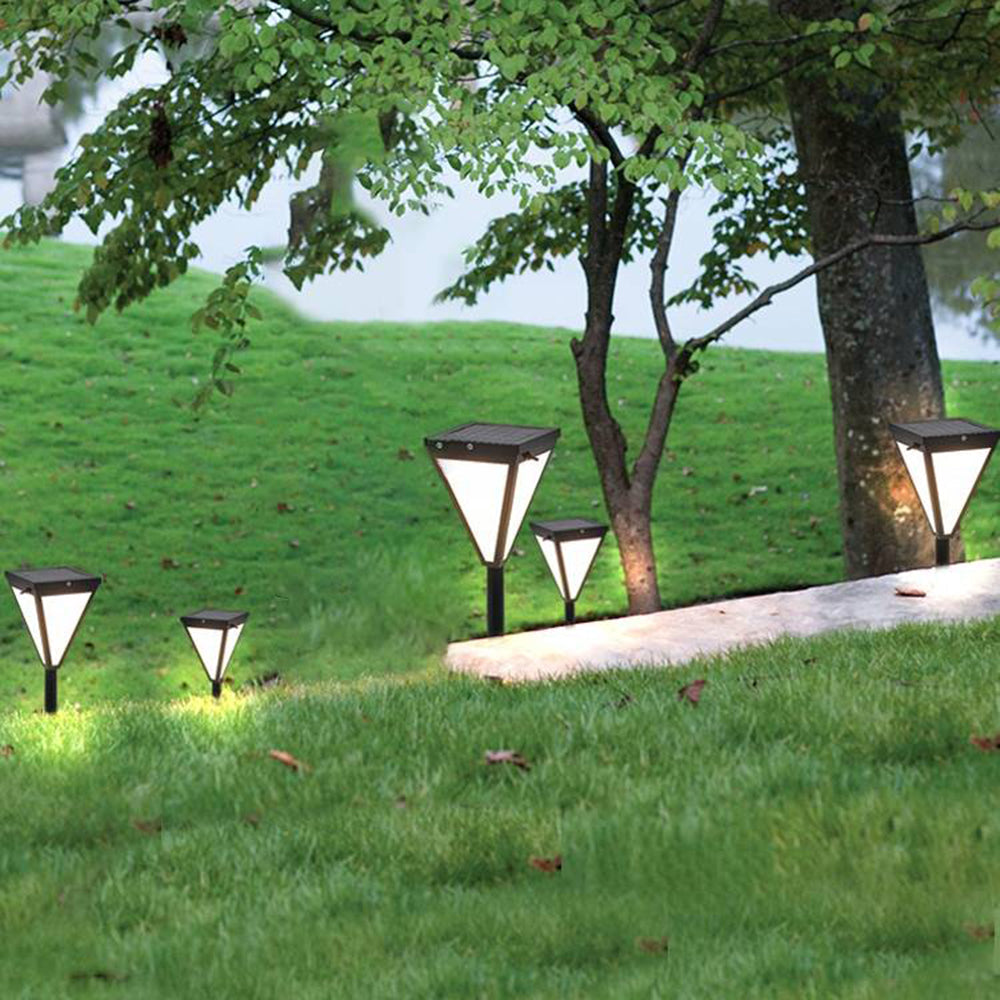 Outdoor Solar Path Light, Contemporary Look