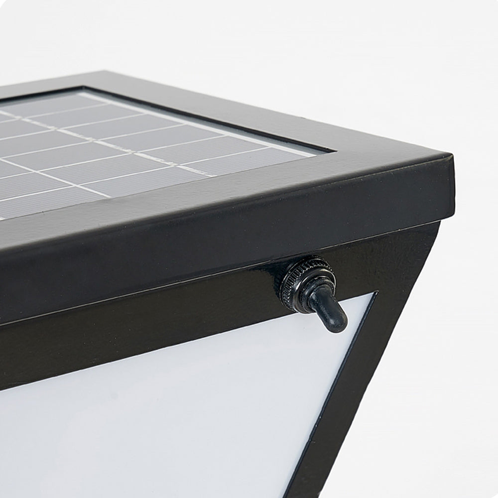 Outdoor Solar Path Light, Contemporary Look
