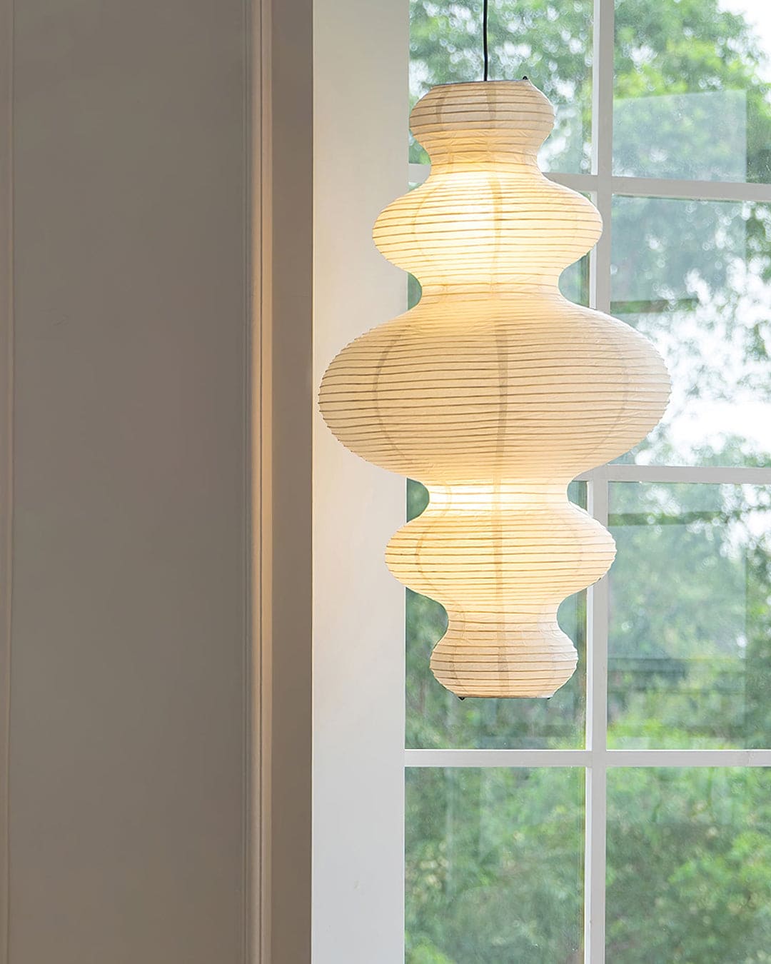 Sculptural Pendant Light & Minimalist Aesthetic