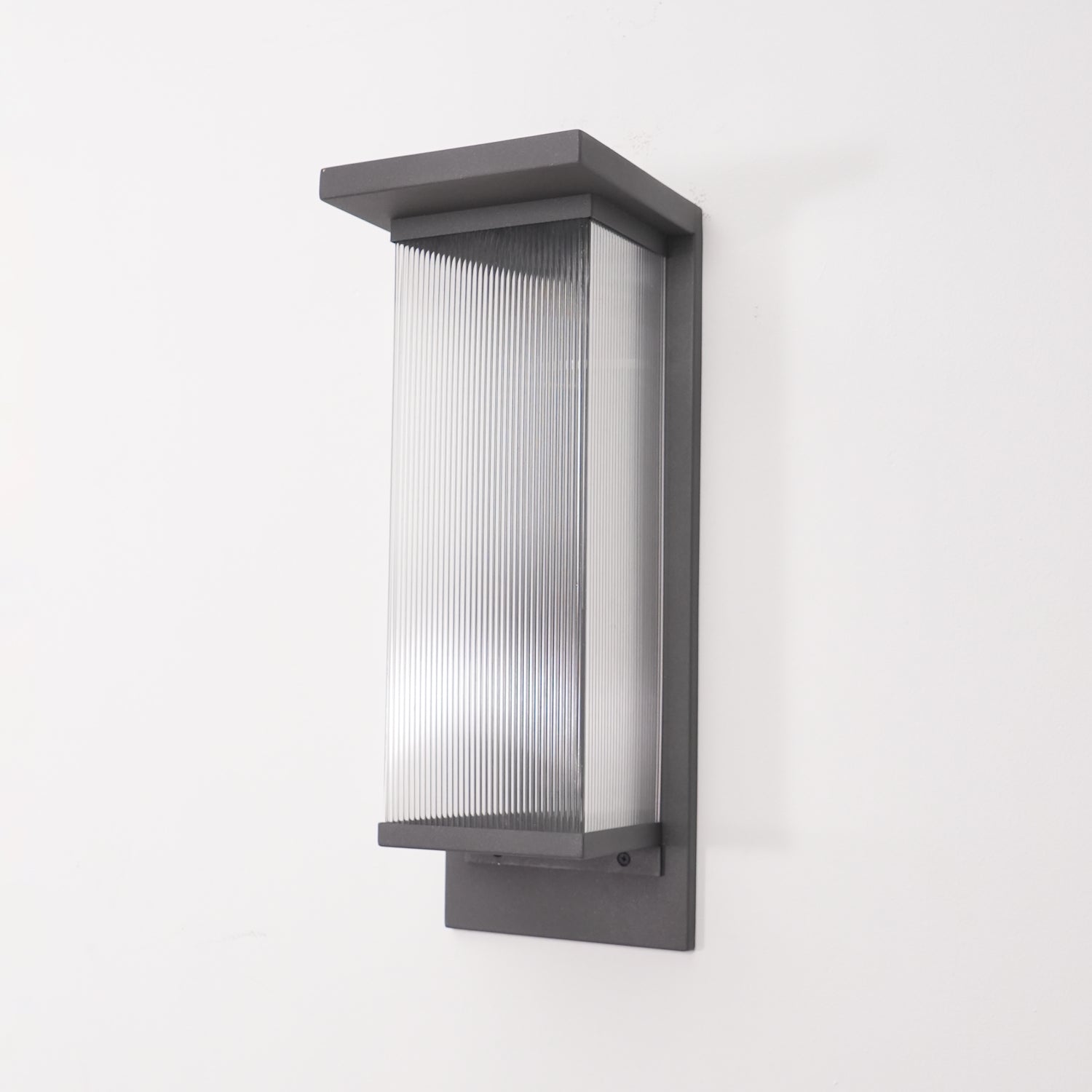 Modern Rectangular Outdoor Wall Lamp with Sleek Waterproof Design