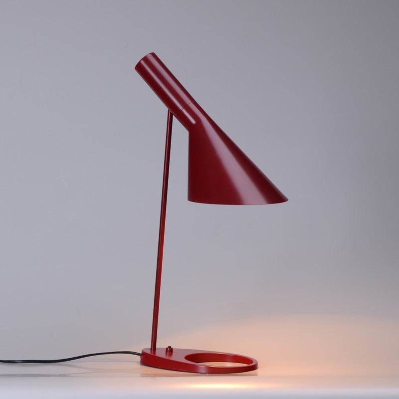 Adjustable Table Lamp – Danish Modern Iron Design