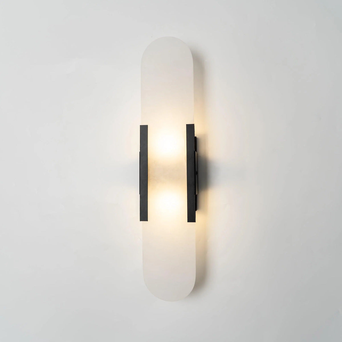 Alabaster & Marble Wall Lamp – Modern Design & Brass Accents