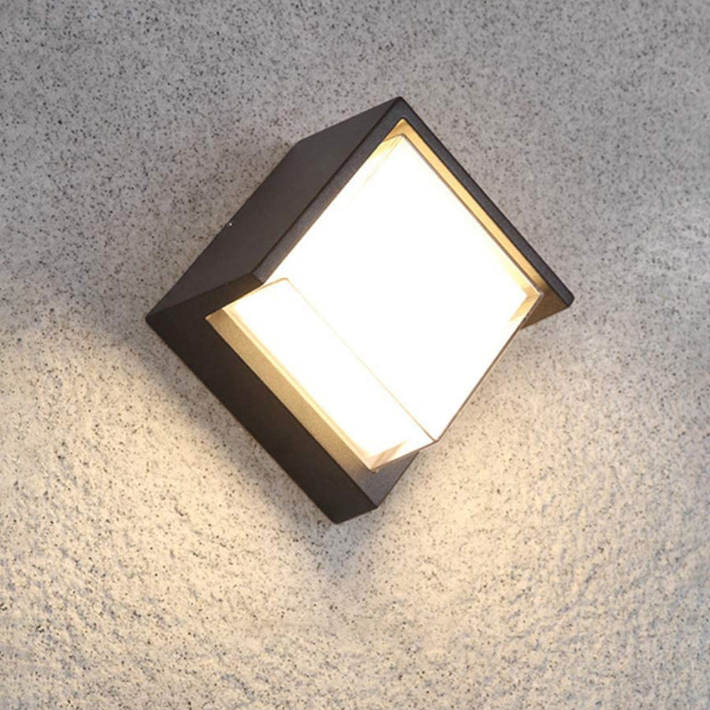Contemporary Outdoor LED Wall Light – Square Shape, Black
