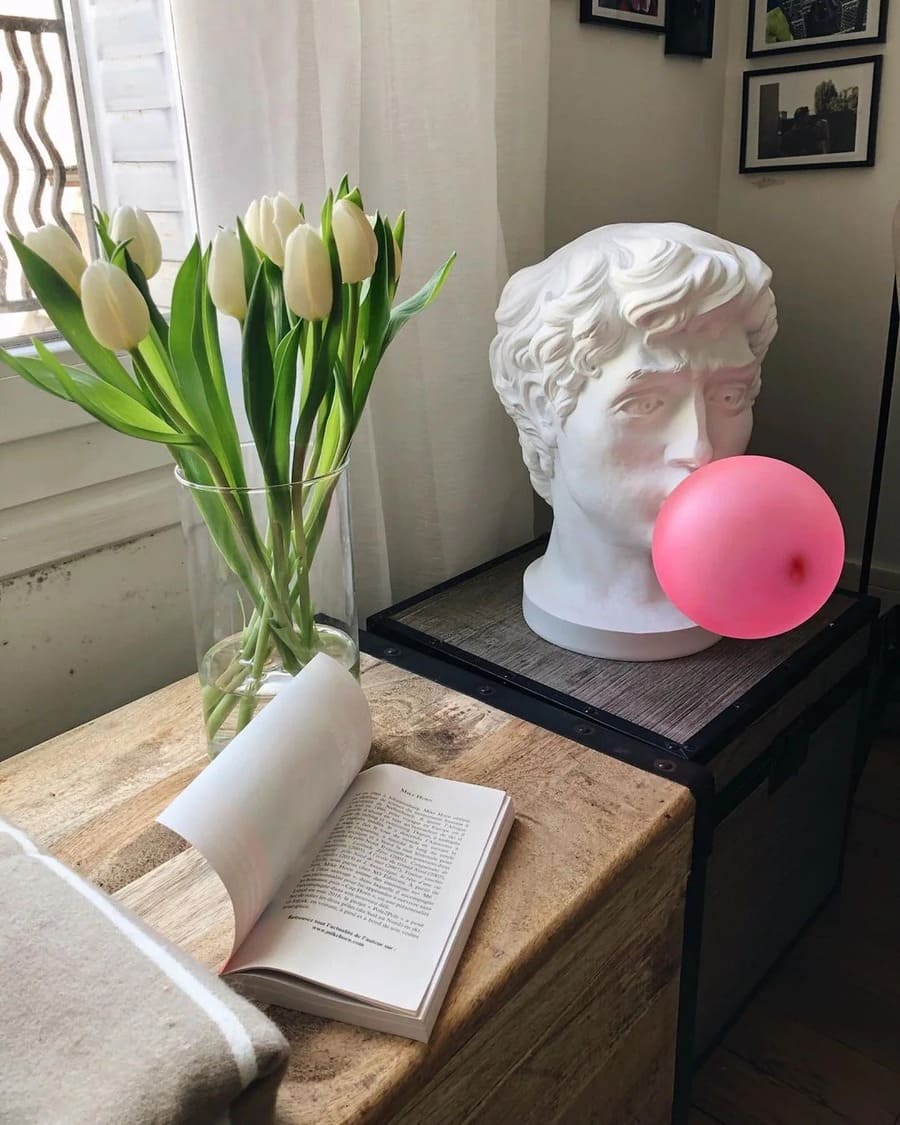 Eclectic Bust Table Lamp with Spherical Detail