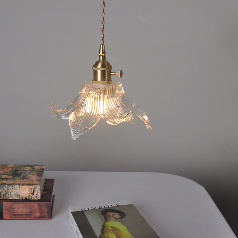 Floral Pendant Light – Cozy Ambiance