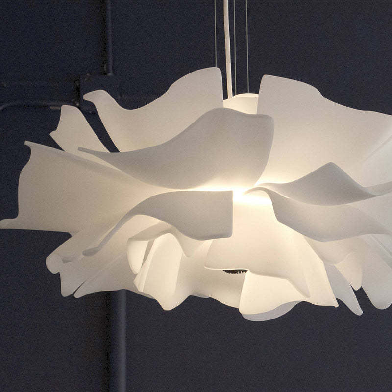 Flower Pendant Light – Dreamy Illumination