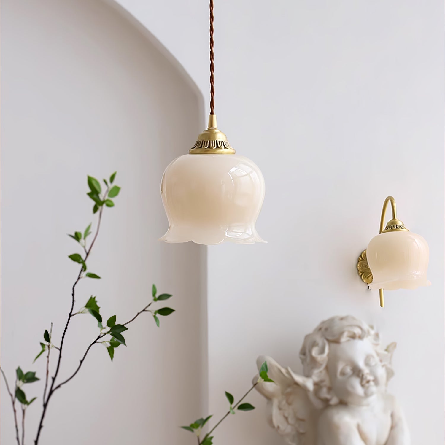 Flower Shaped Pendant Lamp - Artistic Home Decor