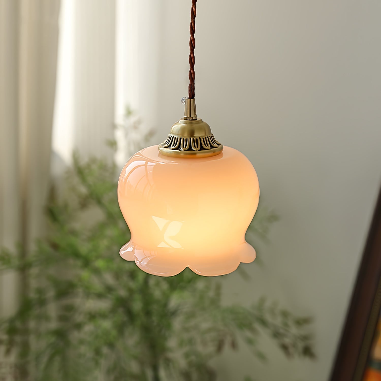 Flower Shaped Pendant Lamp - Artistic Home Decor