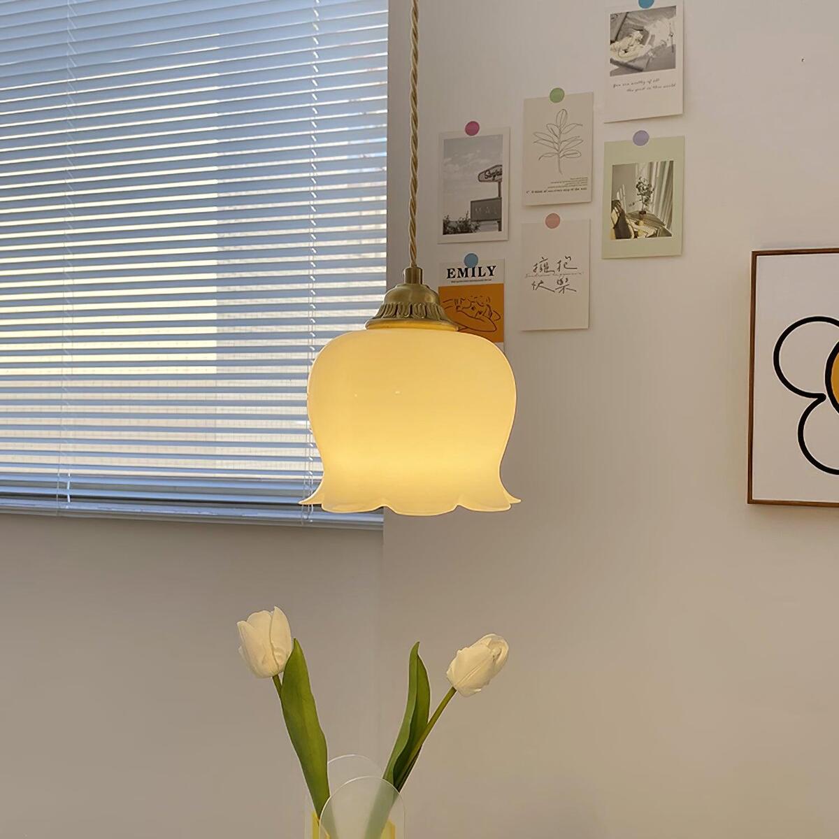 Flower Shaped Pendant Lamp - Artistic Home Decor