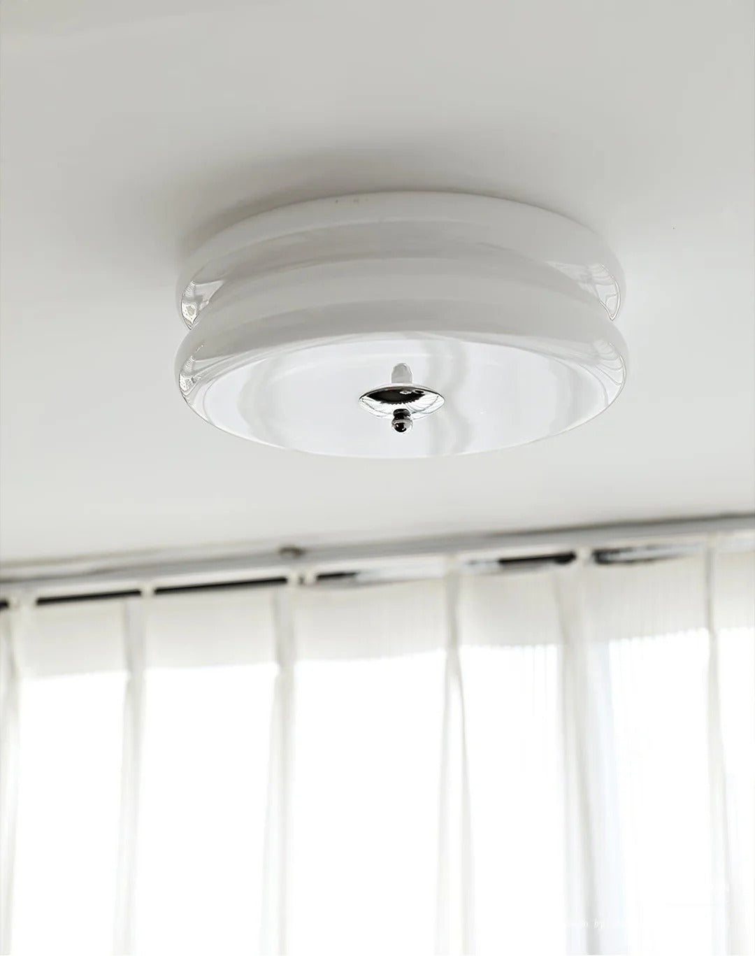Flush Mount LED Light with Minimalist Disc-Design