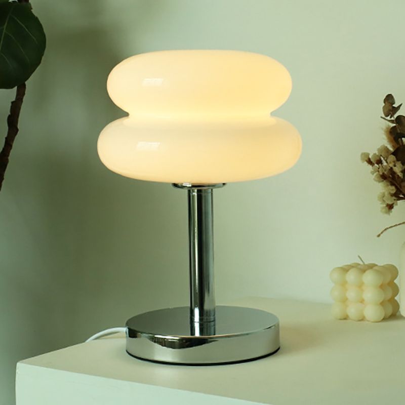 Macaron Retro Table Lamp - Modern Soft Light