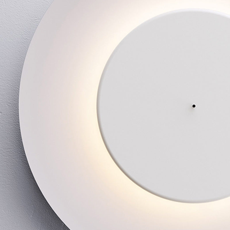 Minimalist Circular LED Ceiling Light - Soft Illumination