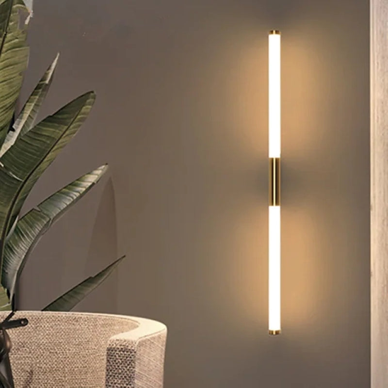 Minimalist Linear Metal Wall Lamp - Gold Bar Shape