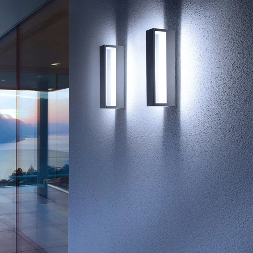 Minimalist Outdoor Wall Sconce – Rectangular, Black or White, Waterproof