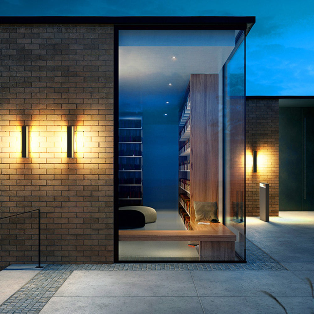 Minimalist Outdoor Wall Sconce – Rectangular, Black or White, Waterproof