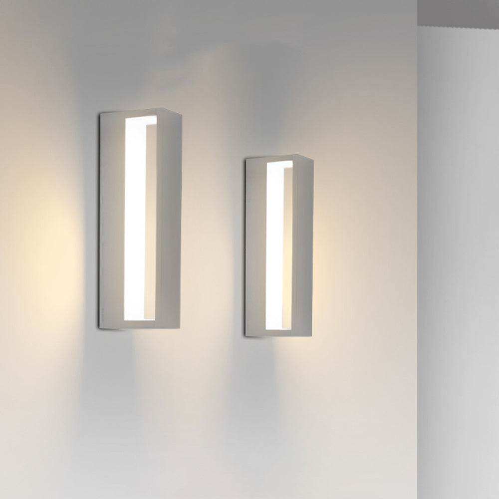 Minimalist Outdoor Wall Sconce – Rectangular, Black or White, Waterproof