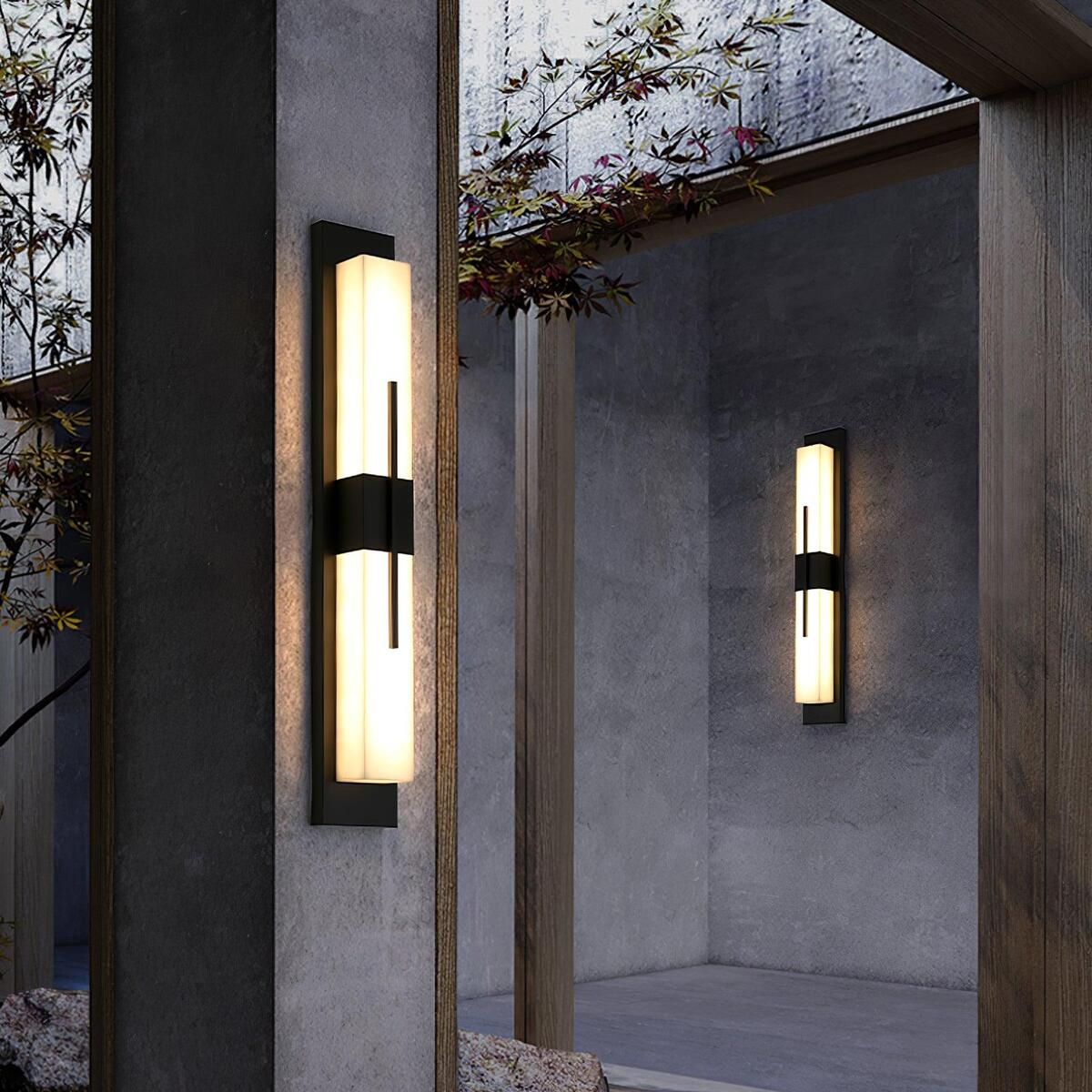 Modern Vertical Outdoor Wall Light – Waterproof LED Sconce, Garden & Porch