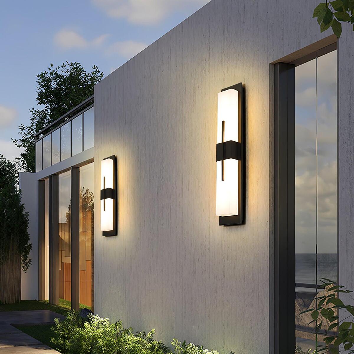 Modern Vertical Outdoor Wall Light – Waterproof LED Sconce, Garden & Porch