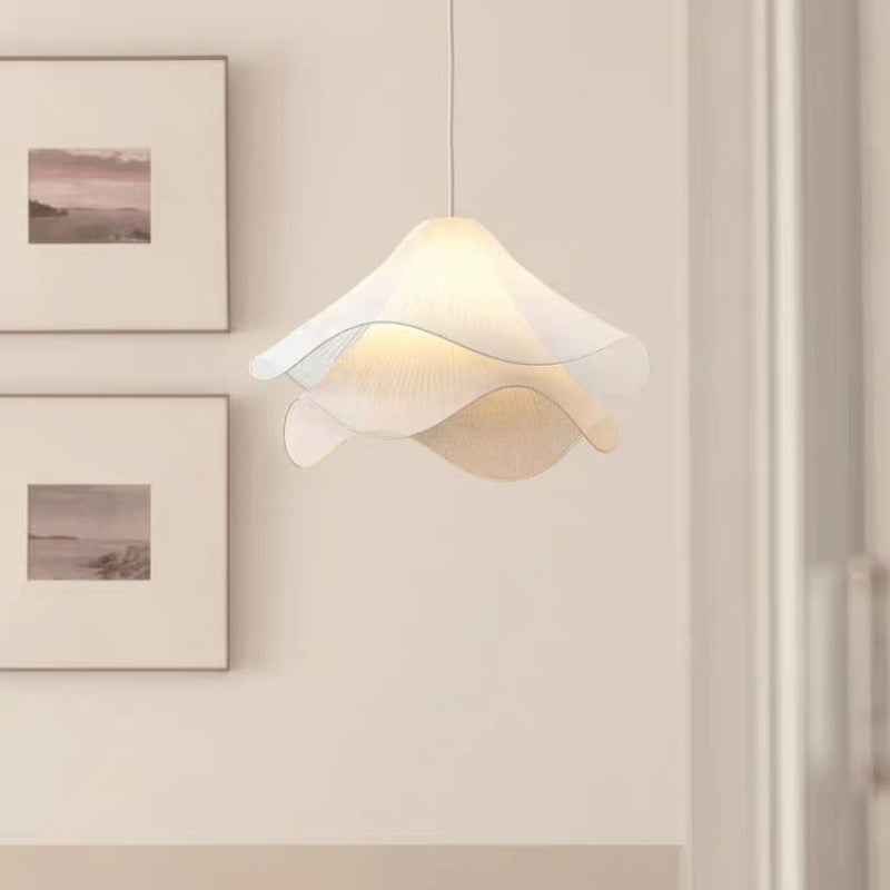 Modern Floral Pendant Light – Blooming Elegance