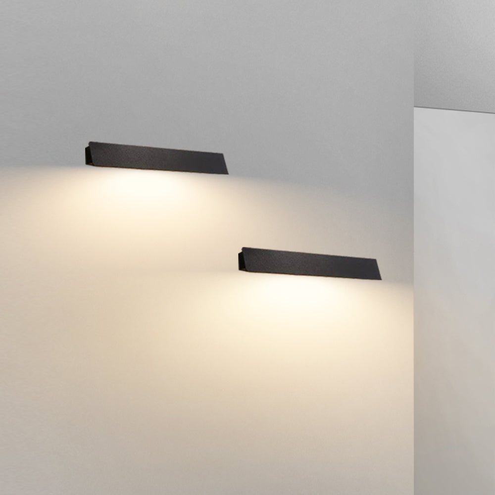 Modern LED Outdoor Wall Light – Black/White, Waterproof, Solar or Hardwired